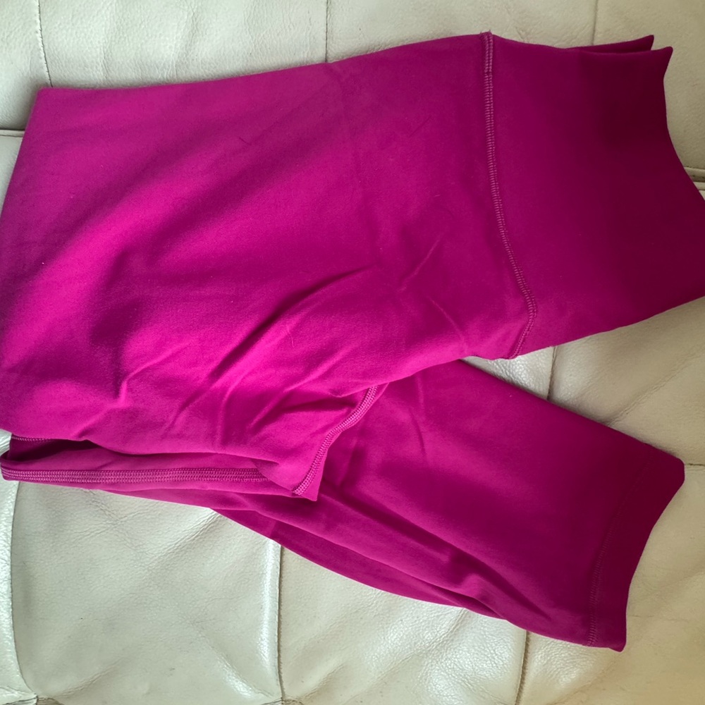 Lululemon Athletica Vibrant Pink Leggings
